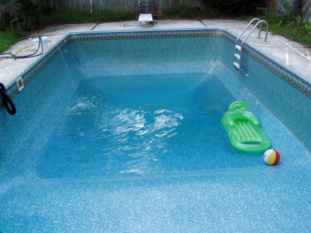  How Do You Drain An Above Ground Swimming Pool 